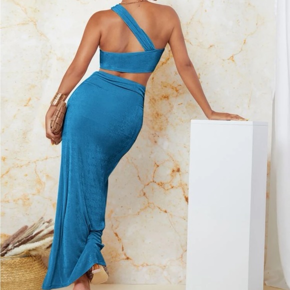 SheIn One Shoulder Twist Crop Top and Split Thigh Maxi Skirt Set Blue - Picture 3 of 4